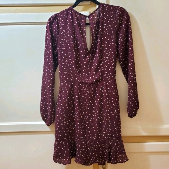 Hollister Women's Mini V-Neck Wrap Dress - Picture 2 of 7